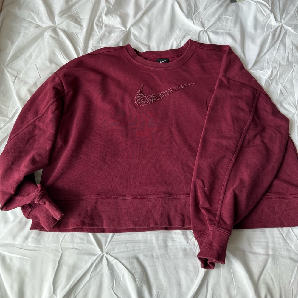 Nike Oversized Women’s Sweater, Size L, like new